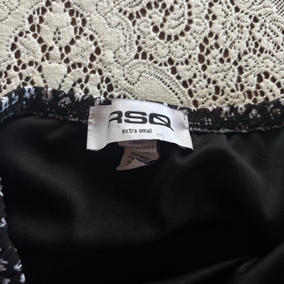 navy blue floral maxi skirt - Picture 3 of 4